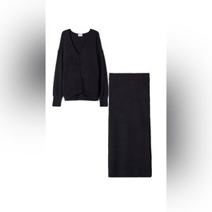 Aritzia Wilfred Free Relaxed V-Neck Sweater + Skirt Set #90842